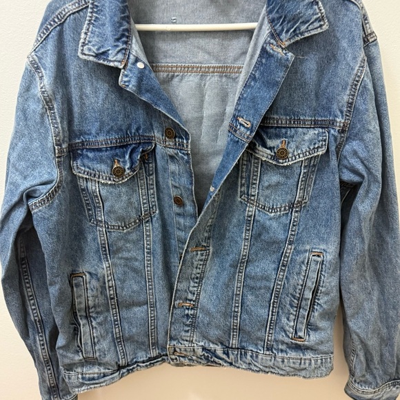 H&M Blue Denim Jacket with Graphic H&M SPONGEBOB BLUE DENIM JACKET - Picture 9 of 15